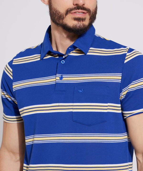 Polo Preteñida, Cuello Duro Con Bolsillo Y Silueta Regular Fit image number null