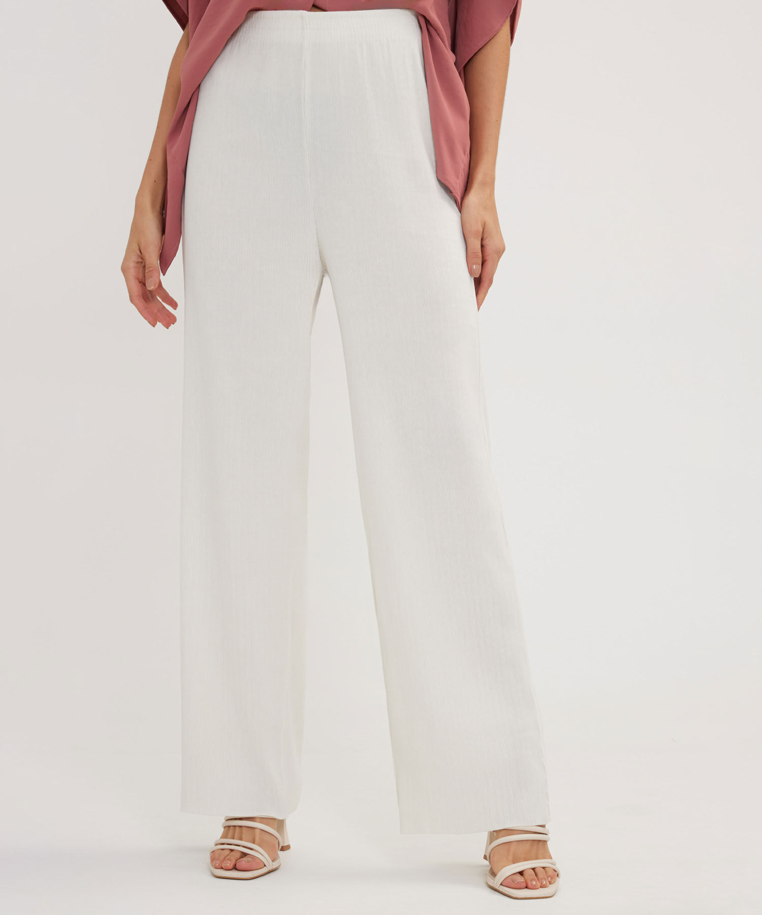 Pantalon Fluido Plisado Unicolor