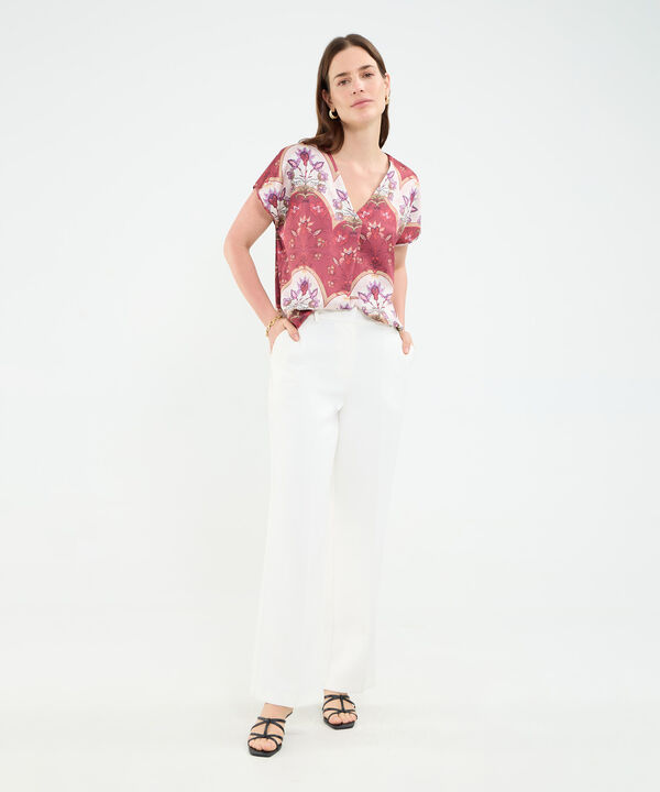 Blusa manga corta con escote en v y prense para mujer image number null