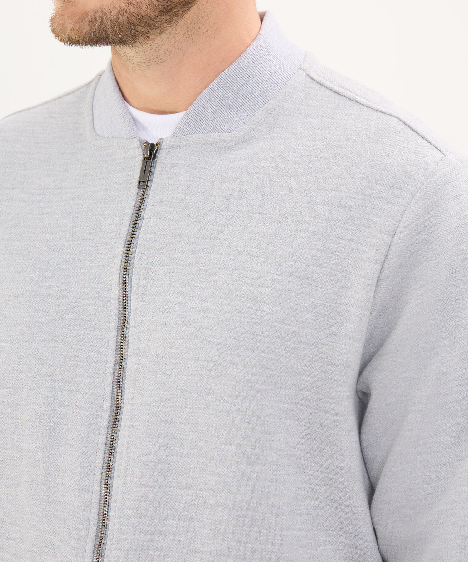 Buzo Bomber