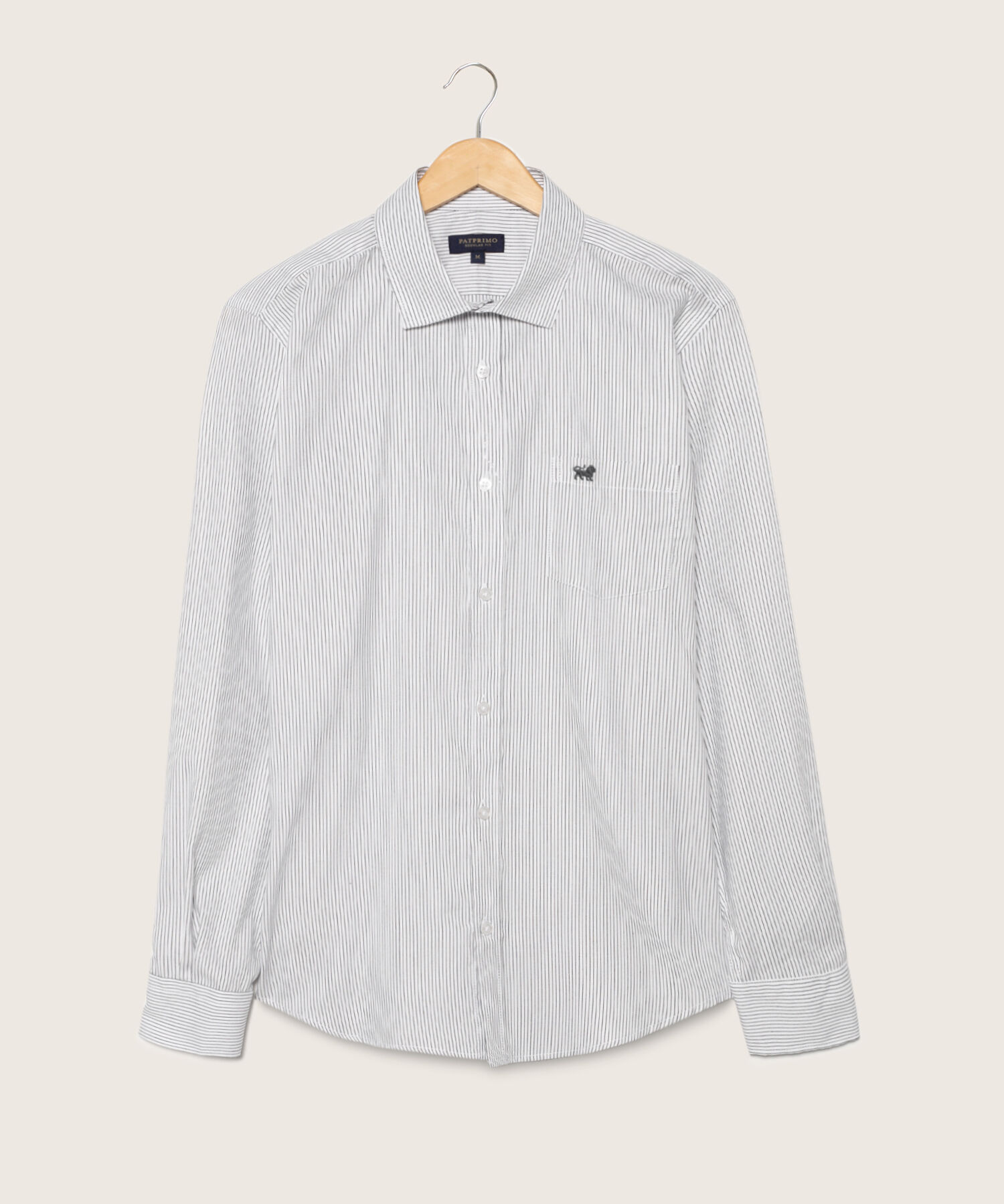 Camisa Preteñida, Manga Larga Con Bolsillo Y Silueta Regular Fit