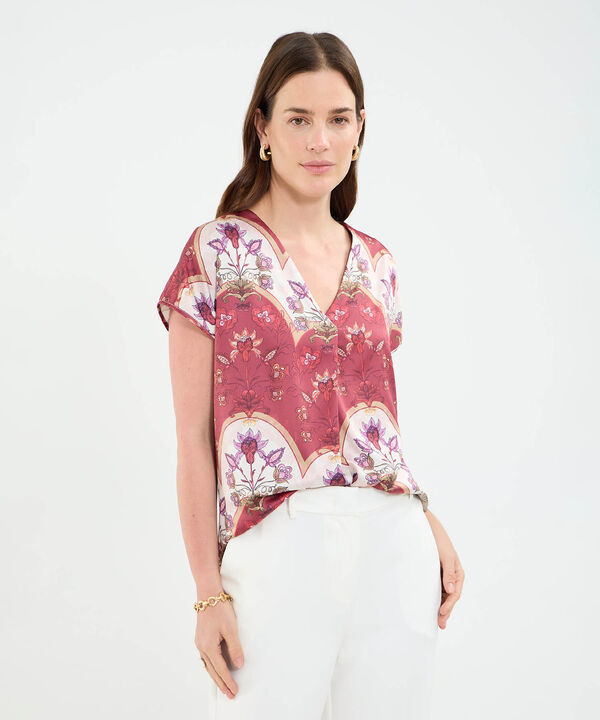 Blusa manga corta con escote en v y prense para mujer image number null
